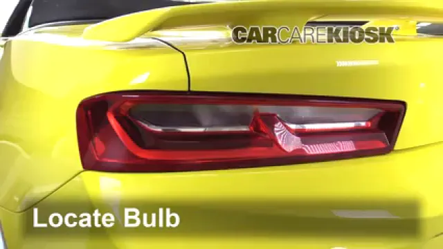 2017 Chevrolet Camaro SS 6.2L V8 Convertible Luces Luz de freno (reemplazar foco)